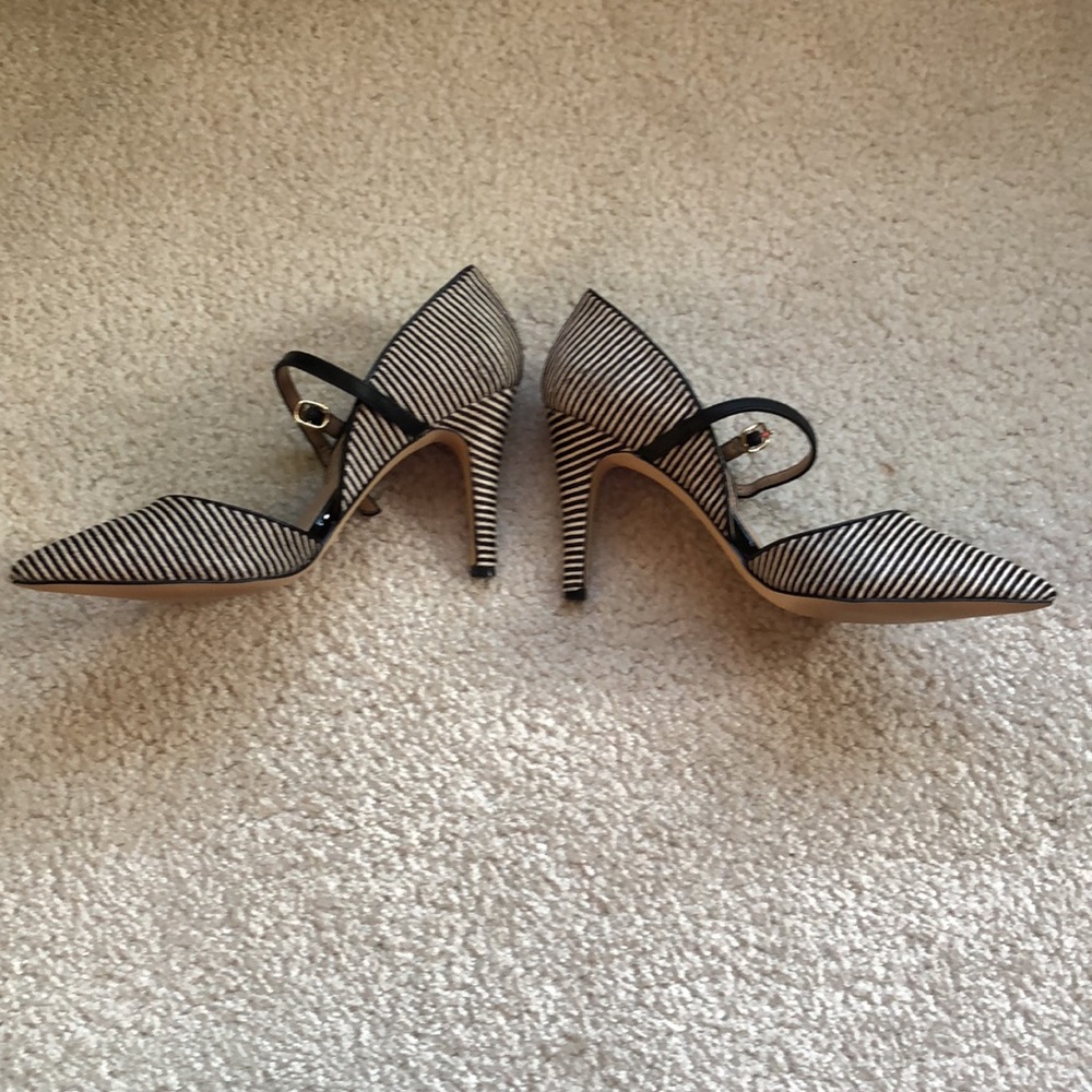 NWOB Beautiful Ann Taylor Hairy Stripe Heel Shoes - Picture 2 of 4